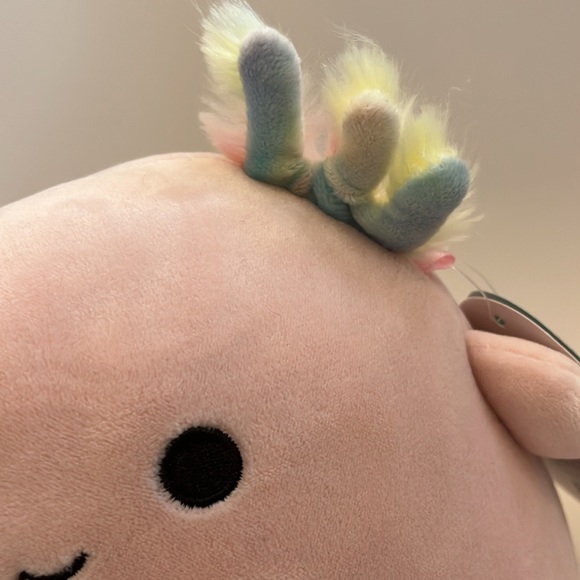 Squishmallos Archie the axolotl stuffed animal plush - Picture 3 of 11